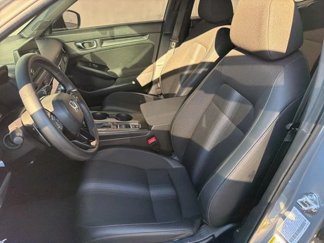 2025 Honda Civic 11th Gen - Image 10 of 15