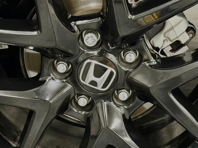 2025 Honda Civic 11th Gen - Image 17 of 21