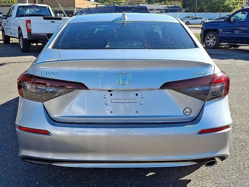 2025 Honda Civic 11th Gen - Image 6 of 12