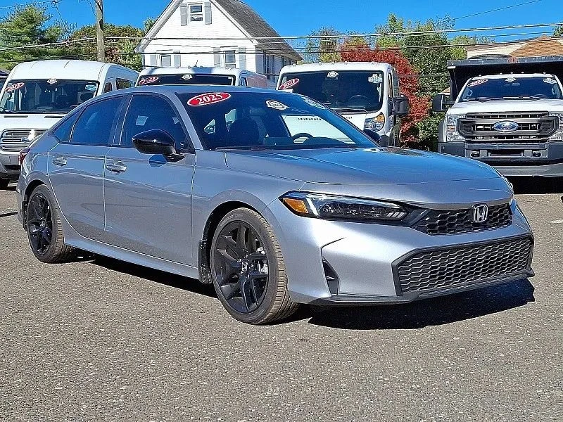 2025 Honda Civic 11th Gen - Image 2 of 12