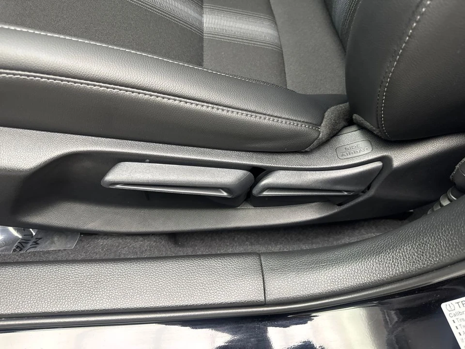 2025 Honda Civic 11th Gen - Image 31 of 31