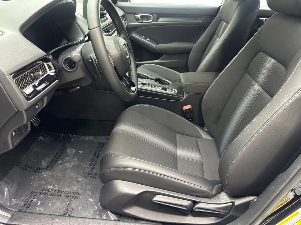 2025 Honda Civic 11th Gen - Image 27 of 31