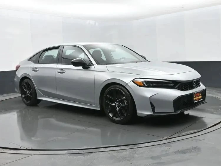 2025 Honda Civic 11th Gen - Image 2 of 12
