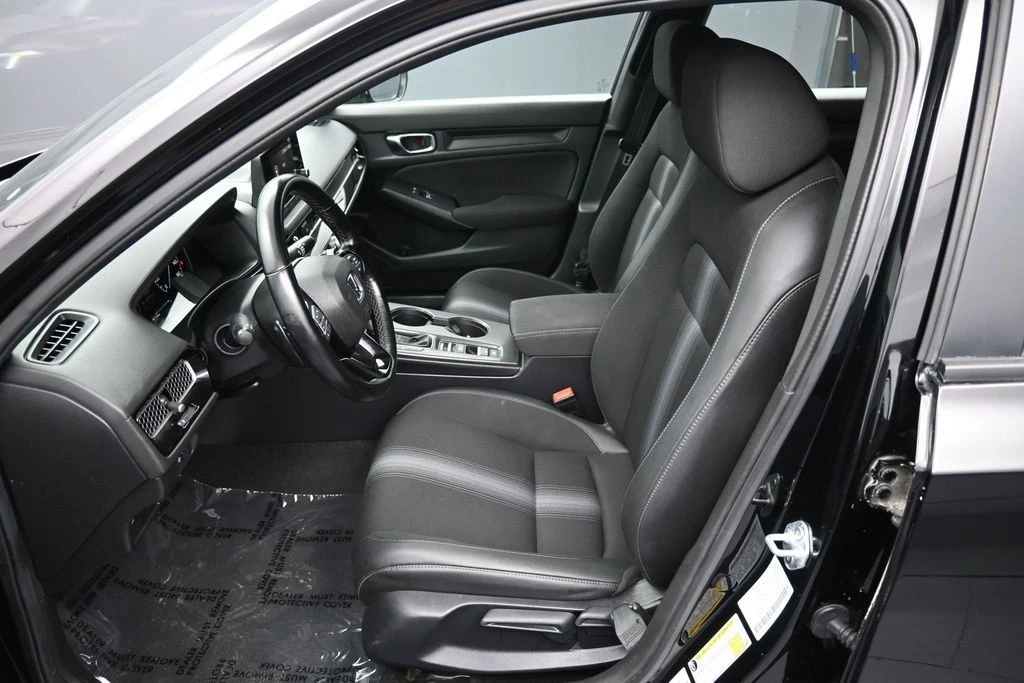 2025 Honda Civic 11th Gen - Image 18 of 31
