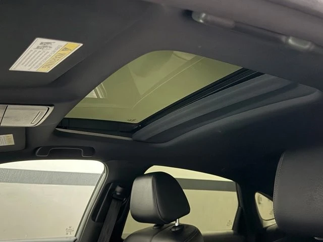 2025 Honda Civic 11th Gen - Image 25 of 31