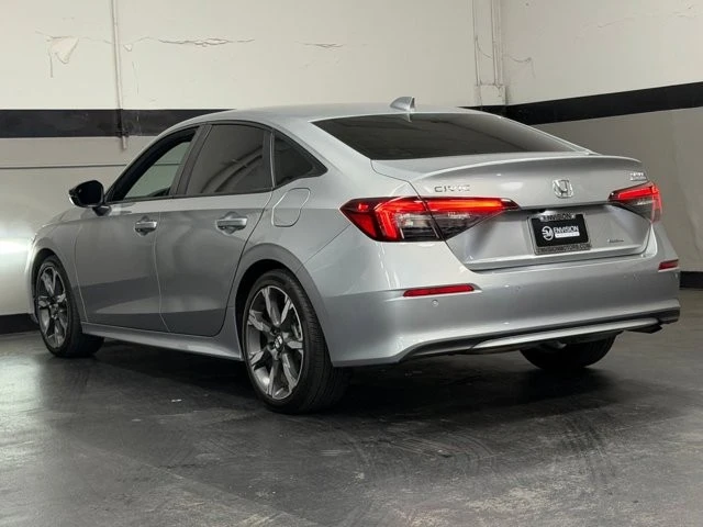 2025 Honda Civic 11th Gen - Image 10 of 31