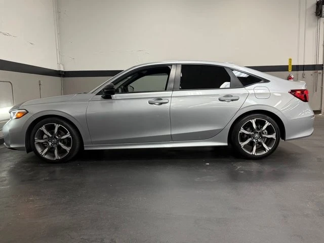 2025 Honda Civic 11th Gen - Image 9 of 31