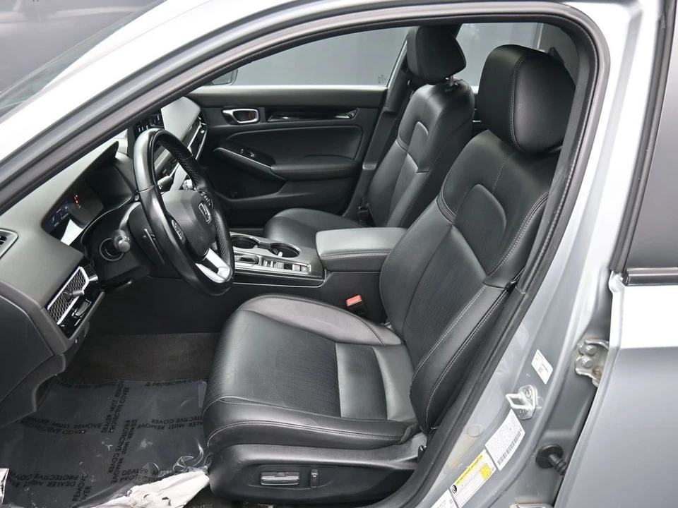 2025 Honda Civic 11th Gen - Image 18 of 21