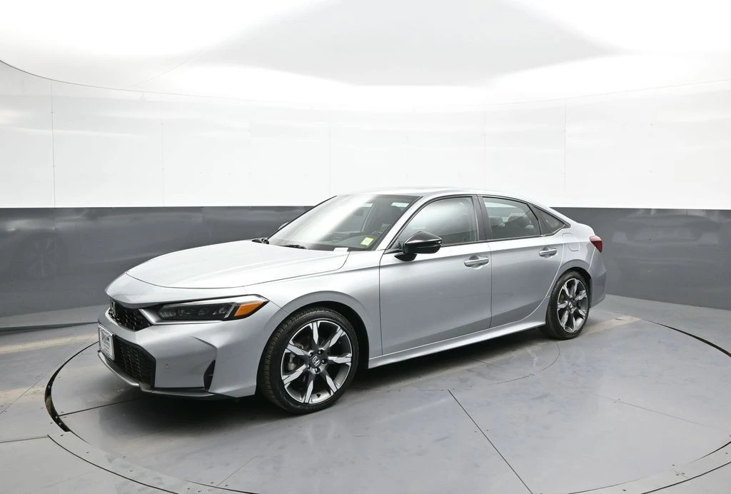 2025 Honda Civic 11th Gen - Image 10 of 21