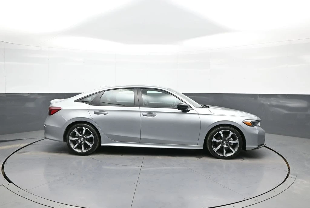 2025 Honda Civic 11th Gen - Image 5 of 21