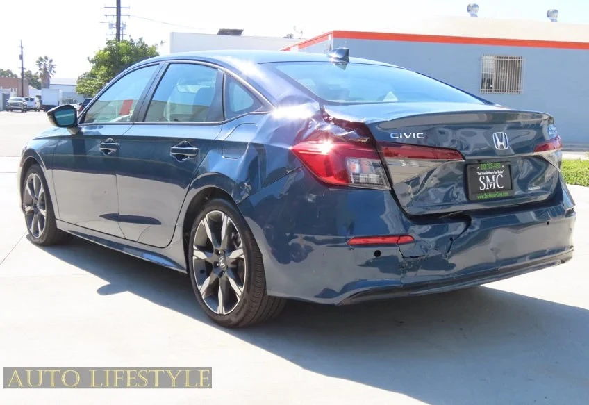 2025 Honda Civic 11th Gen - Image 9 of 31