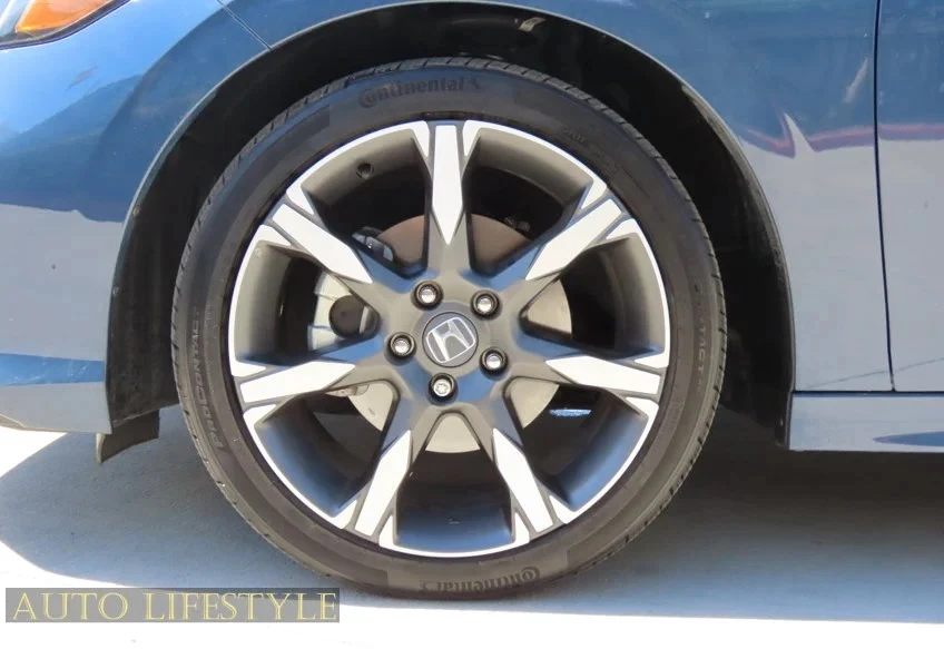 2025 Honda Civic 11th Gen - Image 21 of 31