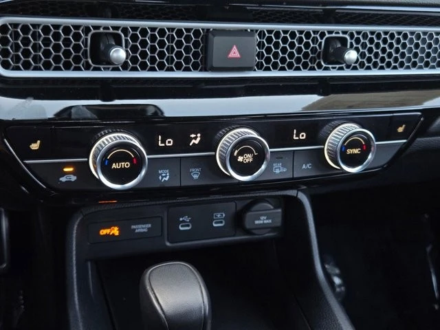 2025 Honda Civic 11th Gen - Image 16 of 22