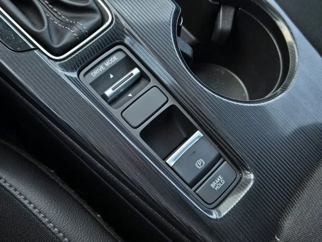 2025 Honda Civic 11th Gen - Image 15 of 22