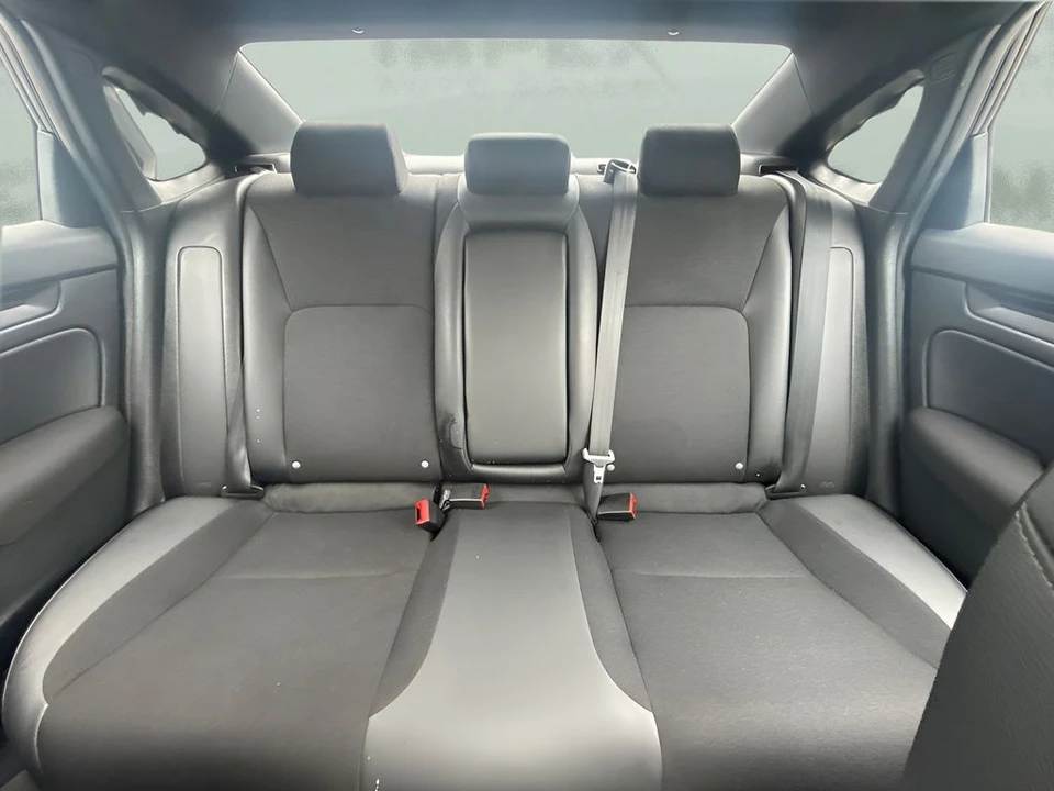 2025 Honda Civic 11th Gen - Image 7 of 23
