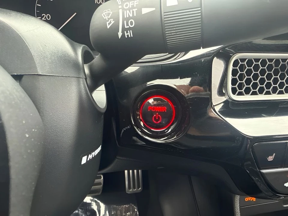 2025 Honda Civic 11th Gen - Image 12 of 23
