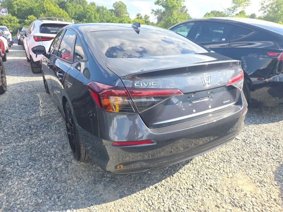 2025 Honda Civic 11th Gen - Image 5 of 6