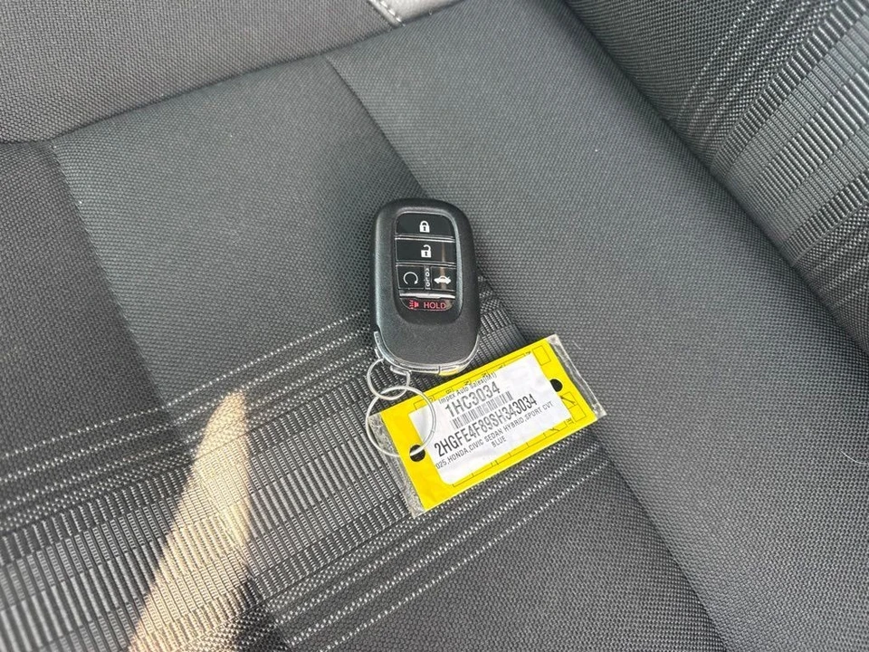 2025 Honda Civic 11th Gen - Image 25 of 26