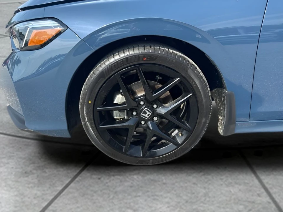 2025 Honda Civic 11th Gen - Image 22 of 26