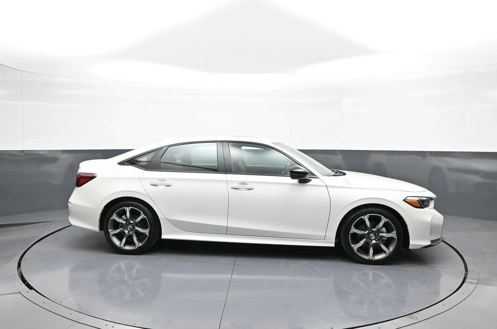 2025 Honda Civic 11th Gen - Image 5 of 12