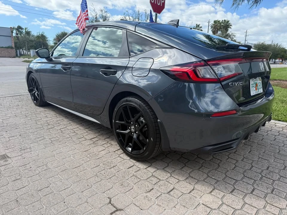 2025 Honda Civic 11th Gen - Image 3 of 12