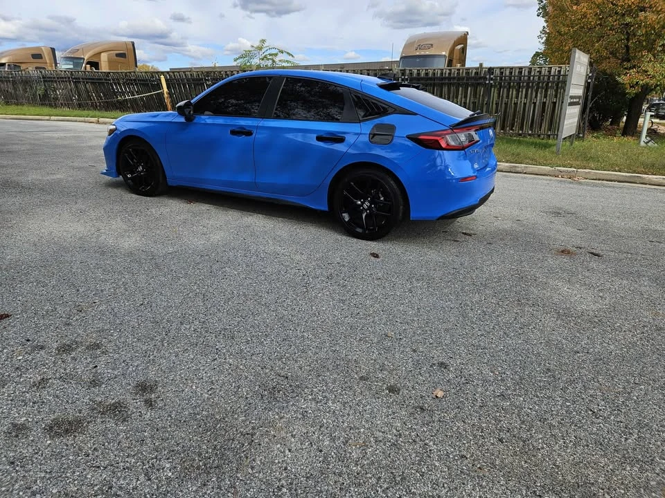2025 Honda Civic 11th Gen - Image 11 of 12