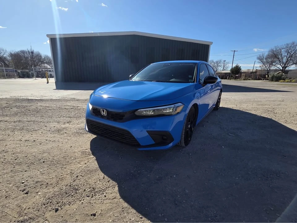 2025 Honda Civic 11th Gen - Image 13 of 14