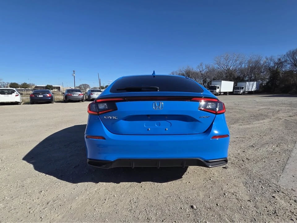 2025 Honda Civic 11th Gen - Image 10 of 14
