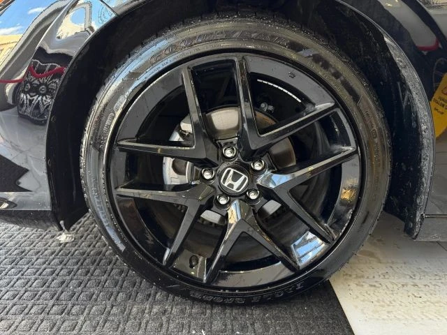 2025 Honda Civic 11th Gen - Image 7 of 21
