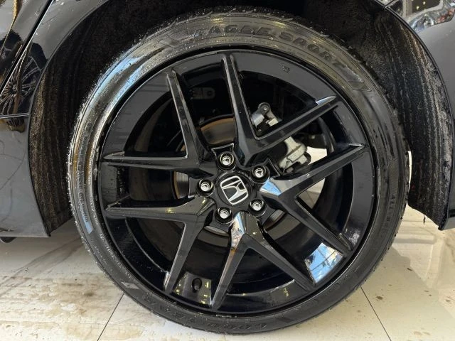 2025 Honda Civic 11th Gen - Image 8 of 21