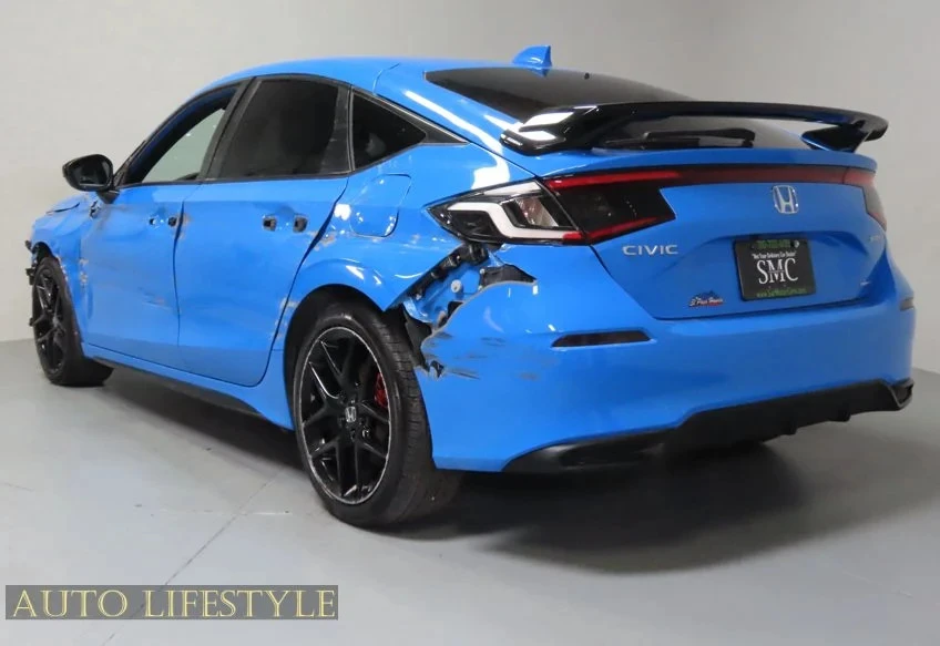 2025 Honda Civic 11th Gen - Image 9 of 31