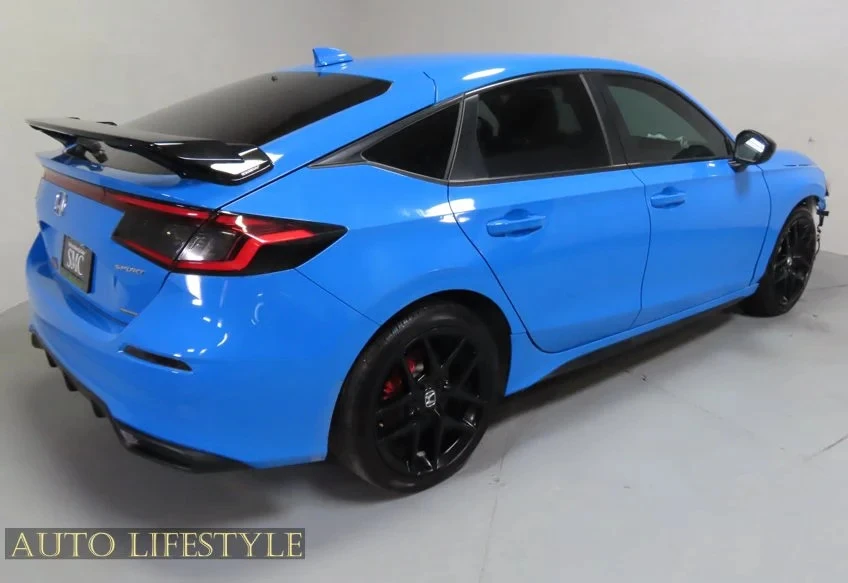 2025 Honda Civic 11th Gen - Image 8 of 31