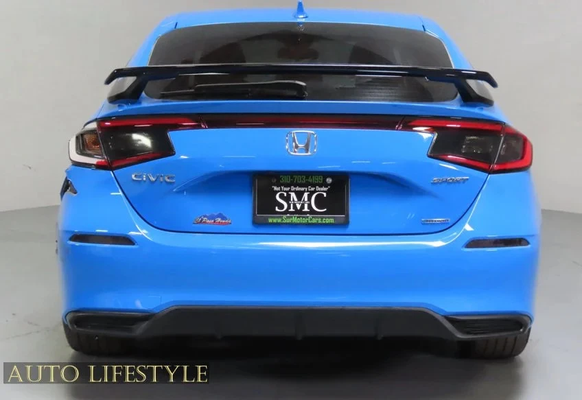 2025 Honda Civic 11th Gen - Image 11 of 31