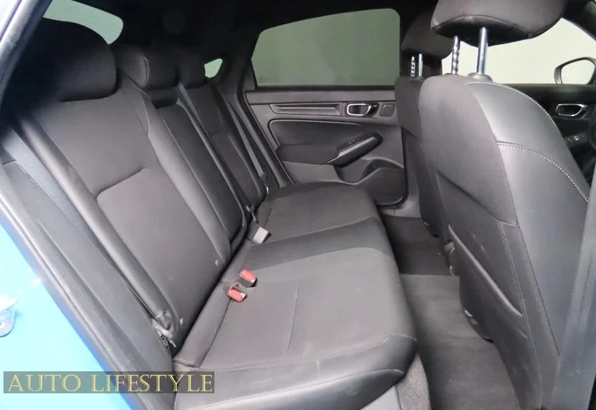 2025 Honda Civic 11th Gen - Image 27 of 31