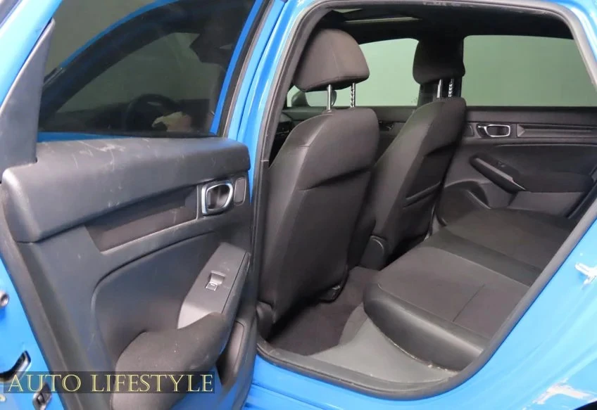 2025 Honda Civic 11th Gen - Image 22 of 31