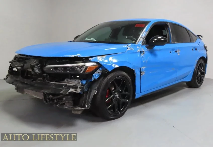 2025 Honda Civic 11th Gen - Image 3 of 31