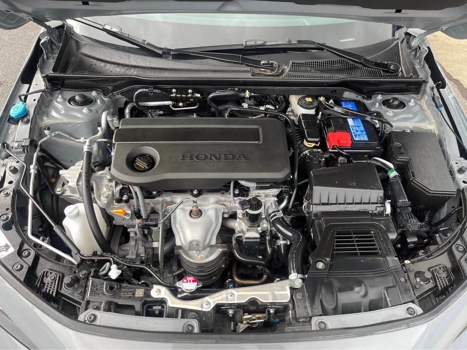 2025 Honda Civic 11th Gen - Image 18 of 20