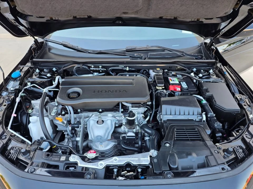 2025 Honda Civic 11th Gen - Image 19 of 19