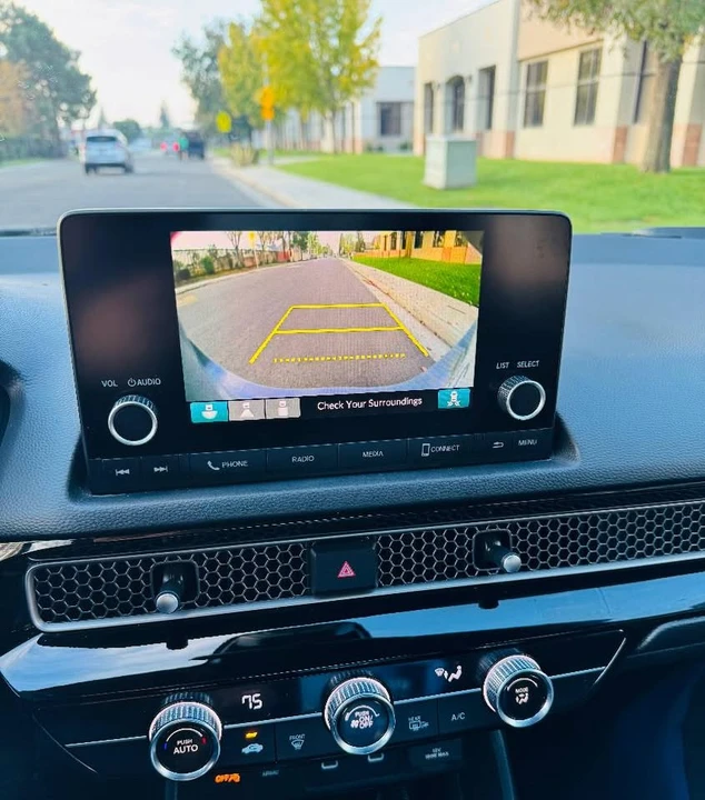 2025 Honda Civic 11th Gen - Image 6 of 8