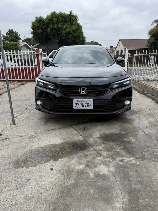 2025 Honda Civic 11th Gen - Image 2 of 14