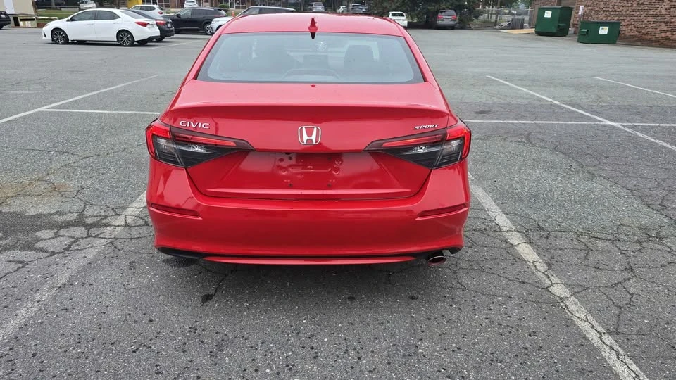 2025 Honda Civic 11th Gen - Image 3 of 14