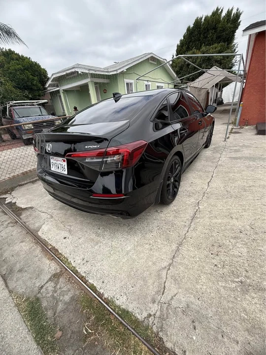 2025 Honda Civic 11th Gen - Image 4 of 14