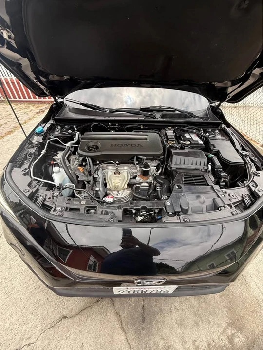 2025 Honda Civic 11th Gen - Image 11 of 14