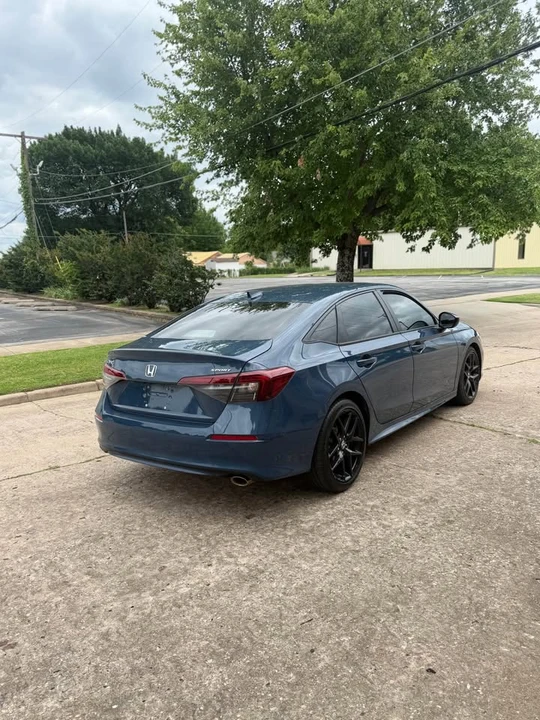 2025 Honda Civic 11th Gen - Image 3 of 13