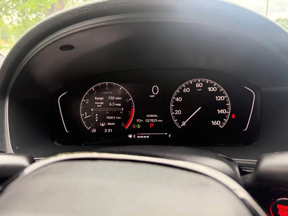 2025 Honda Civic 11th Gen - Image 10 of 13