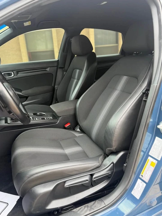 2025 Honda Civic 11th Gen - Image 6 of 13