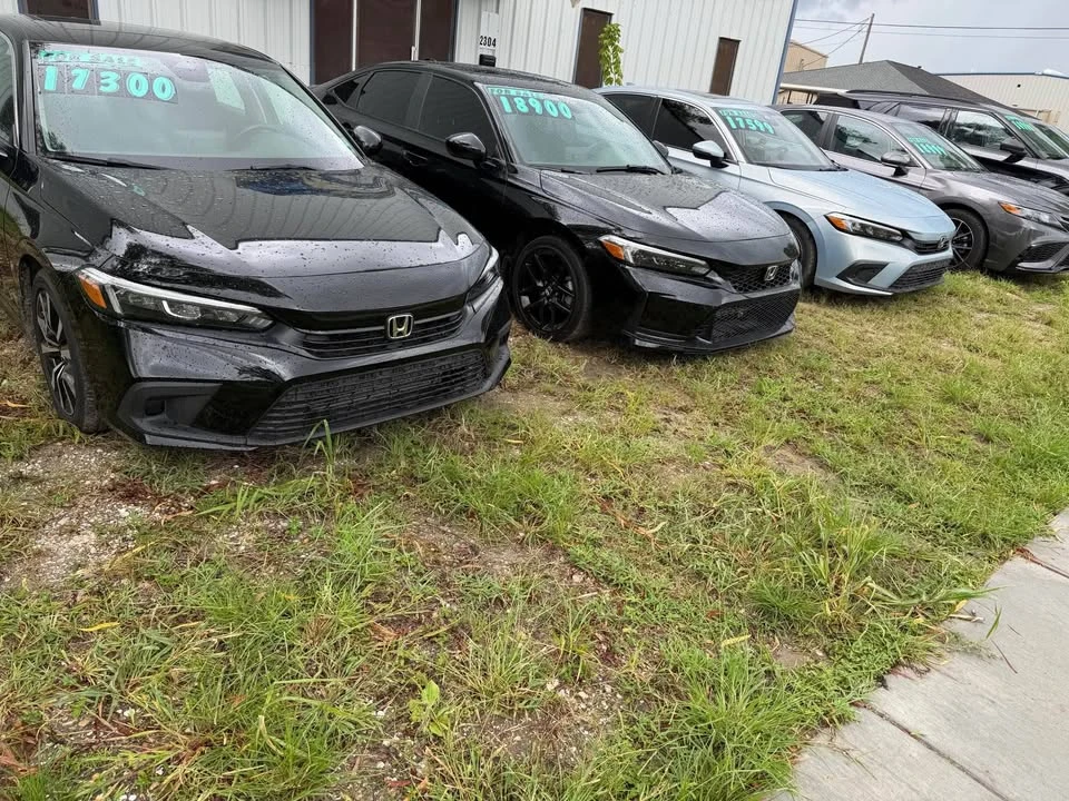 2025 Honda Civic 11th Gen - Image 9 of 9
