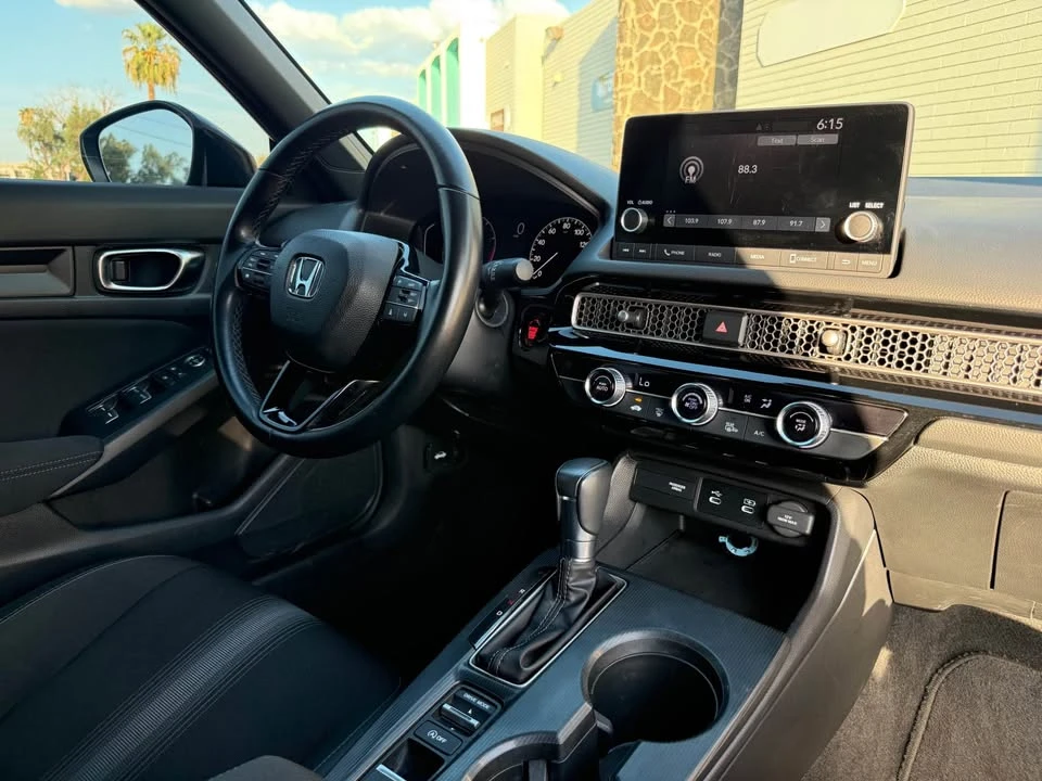 2025 Honda Civic 11th Gen - Image 7 of 13