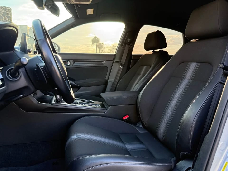 2025 Honda Civic 11th Gen - Image 9 of 13
