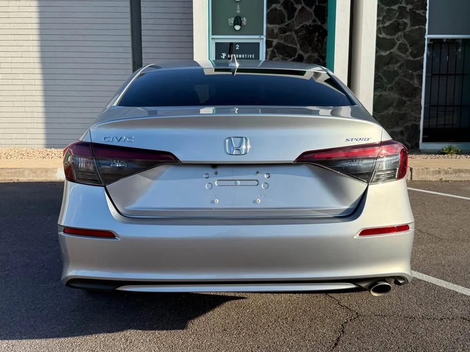 2025 Honda Civic 11th Gen - Image 6 of 13